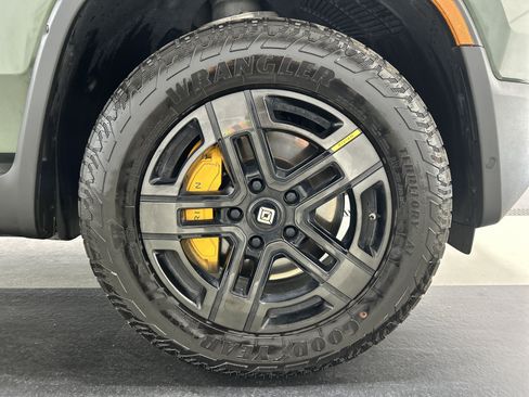 Used 2023 Rivian R1T Adventure Quad AWD/4WD image 11