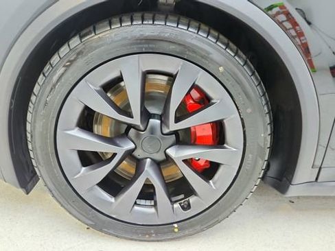 Used 2024 Tesla Model X Plaid image 66