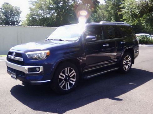 Used 2016 Toyota 4Runner Limited AWD/4WD image 14