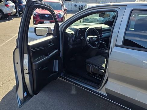 Used 2023 Chevrolet Colorado W/T RWD image 38