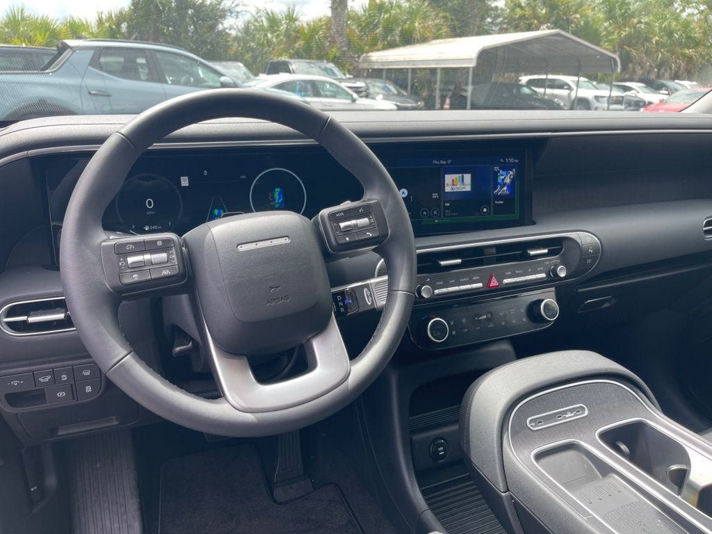 Used 2026 Hyundai Palisade Limited AWD/4WD image 15