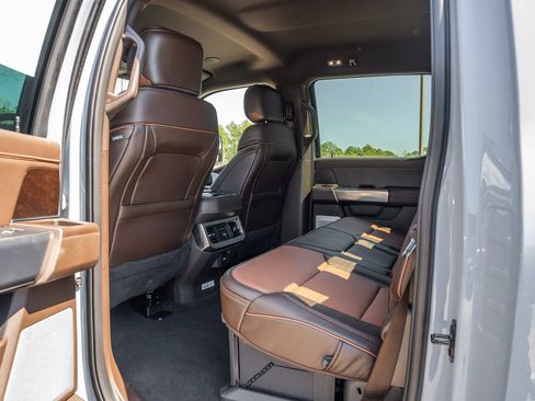 New 2026 Ford F250 King Ranch w/ Chrome Package AWD/4WD image 13