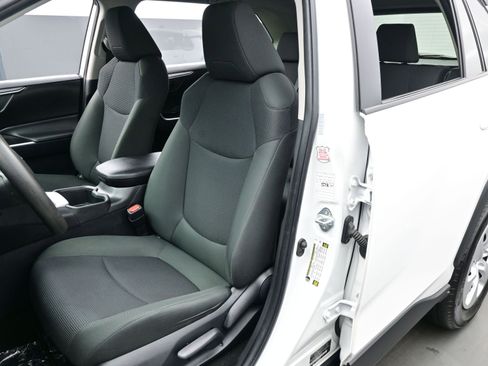 Used 2024 Toyota RAV4 LE image 11