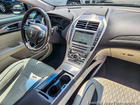 Used 2018 Lincoln MKZ Black Label w/ Technology Package FWD image 21