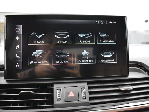 Used 2021 Audi Q5 2.0T Premium AWD/4WD image 9