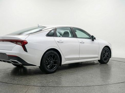 Used 2025 Kia K5 LXS FWD image 9