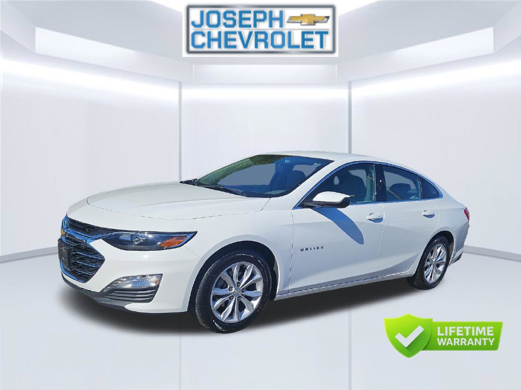 Used 2025 Chevrolet Malibu LT FWD image 2