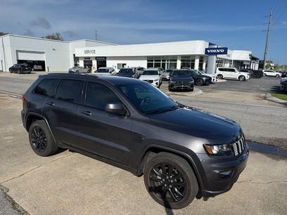 Used 2020 Jeep Grand Cherokee Altitude