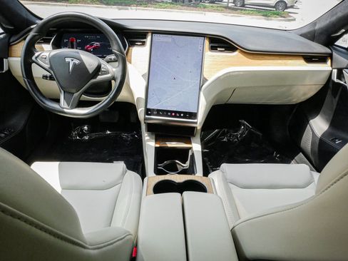 Used 2021 Tesla Model S Long Range Plus AWD/4WD image 30