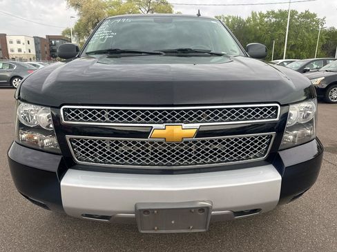 Used 2013 Chevrolet Suburban LT AWD/4WD image 2