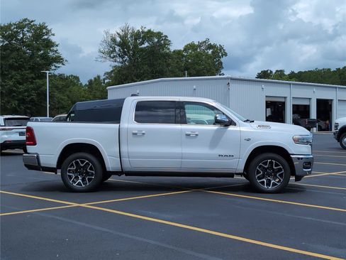 New 2026 RAM 1500 Laramie AWD/4WD image 8