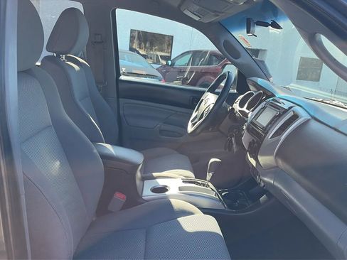 Used 2015 Toyota Tacoma 4x4 Double Cab w/ TRD Sport Package image 45