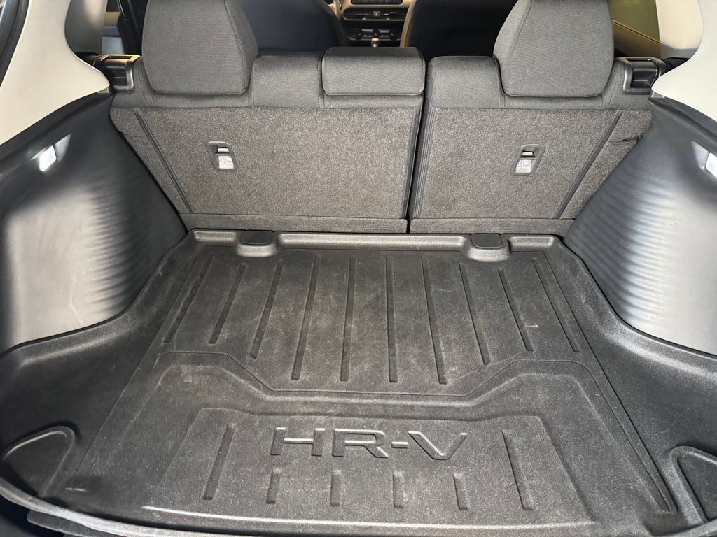 Used 2024 Honda HR-V LX image 23