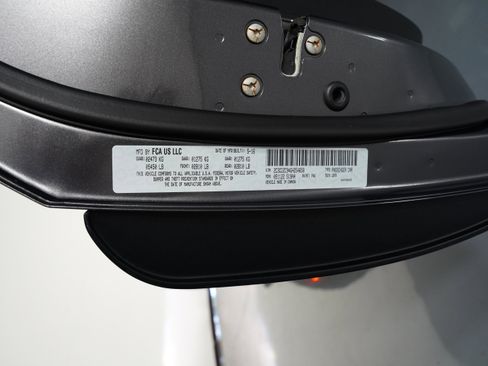 Used 2016 Dodge Challenger SRT Hellcat image 55