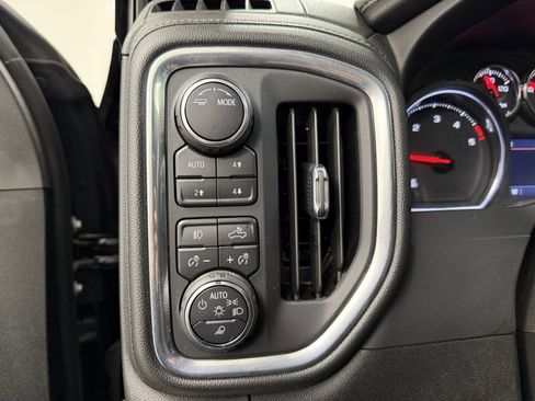 Used 2021 Chevrolet Silverado 2500 LTZ w/ LTZ Plus Package image 18