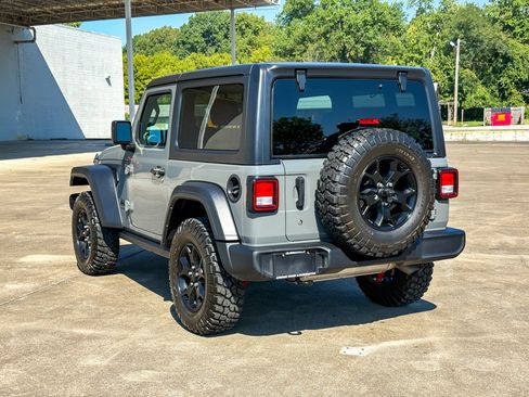 Used 2022 Jeep Wrangler Sport AWD/4WD image 8