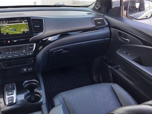 Used 2020 Honda Passport Touring image 17