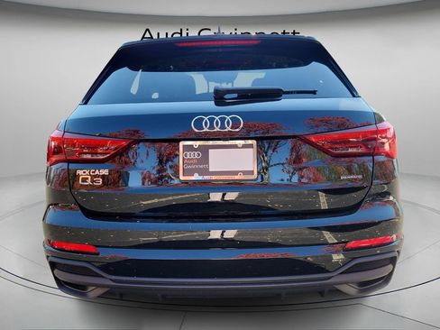 New 2025 Audi Q3 2.0T Premium image 4
