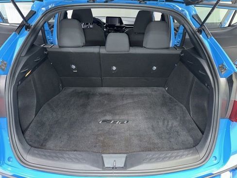 Used 2019 Toyota C-HR XLE image 23
