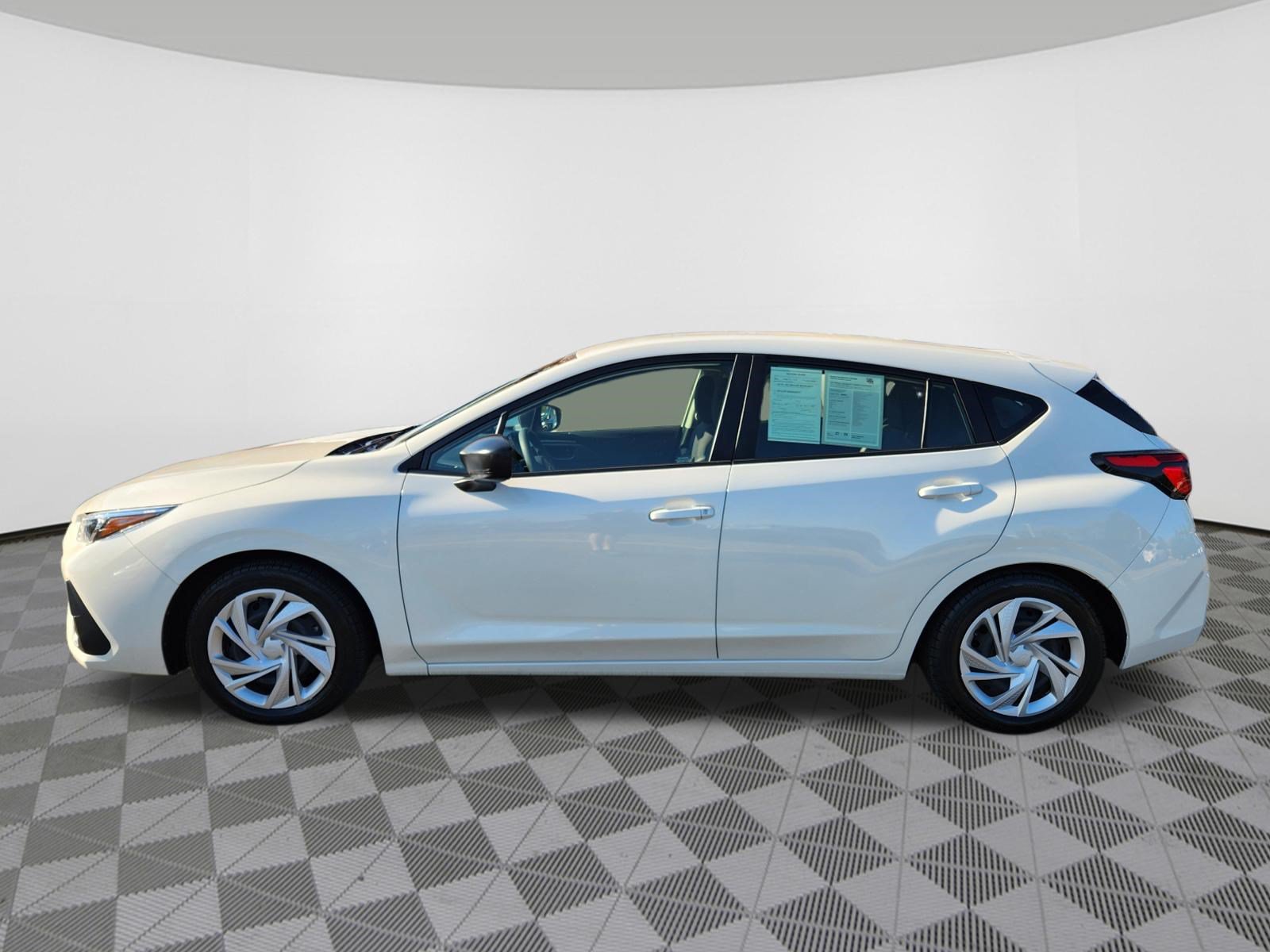 Certified 2024 Subaru Impreza 2.0i AWD/4WD image 5