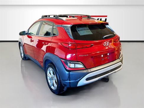 Used 2023 Hyundai Kona SEL image 5