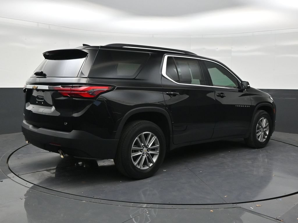 Used 2023 Chevrolet Traverse LT FWD image 5