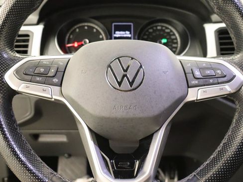 Certified 2021 Volkswagen Atlas Cross Sport SE FWD image 12