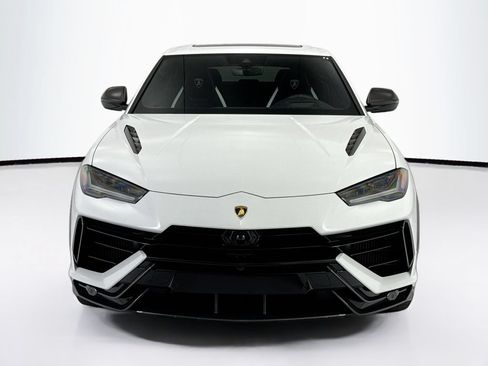 Used 2023 Lamborghini Urus Performante AWD/4WD image 2