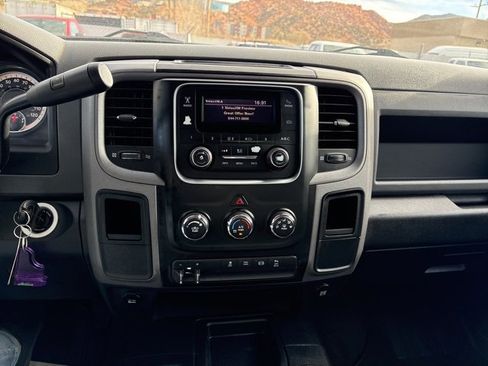 Used 2017 RAM 3500 Tradesman w/ Chrome Appearance Group image 30