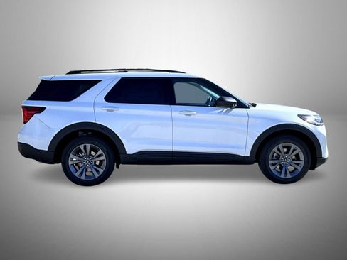 New 2026 Ford Explorer Active w/ Active Comfort Package AWD/4WD image 4