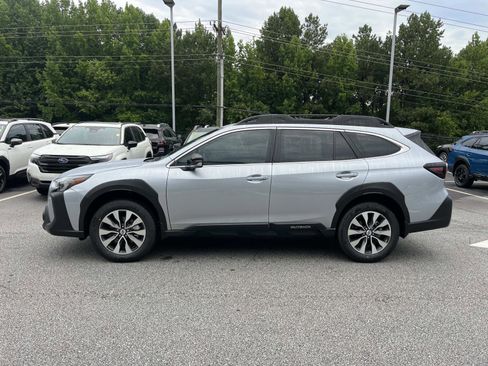 New 2025 Subaru Outback Limited image 2