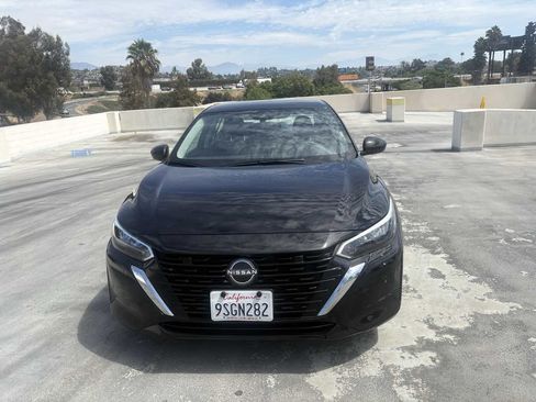 Used 2025 Nissan Sentra SV FWD image 5