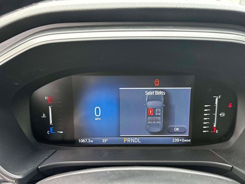 Used 2023 Ford Escape SE image 25