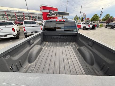 Used 2018 GMC Sierra 2500 Denali w/ Duramax Plus Package AWD/4WD image 10
