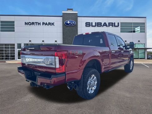 Used 2017 Ford F350 Platinum w/ Platinum Ultimate Package image 3