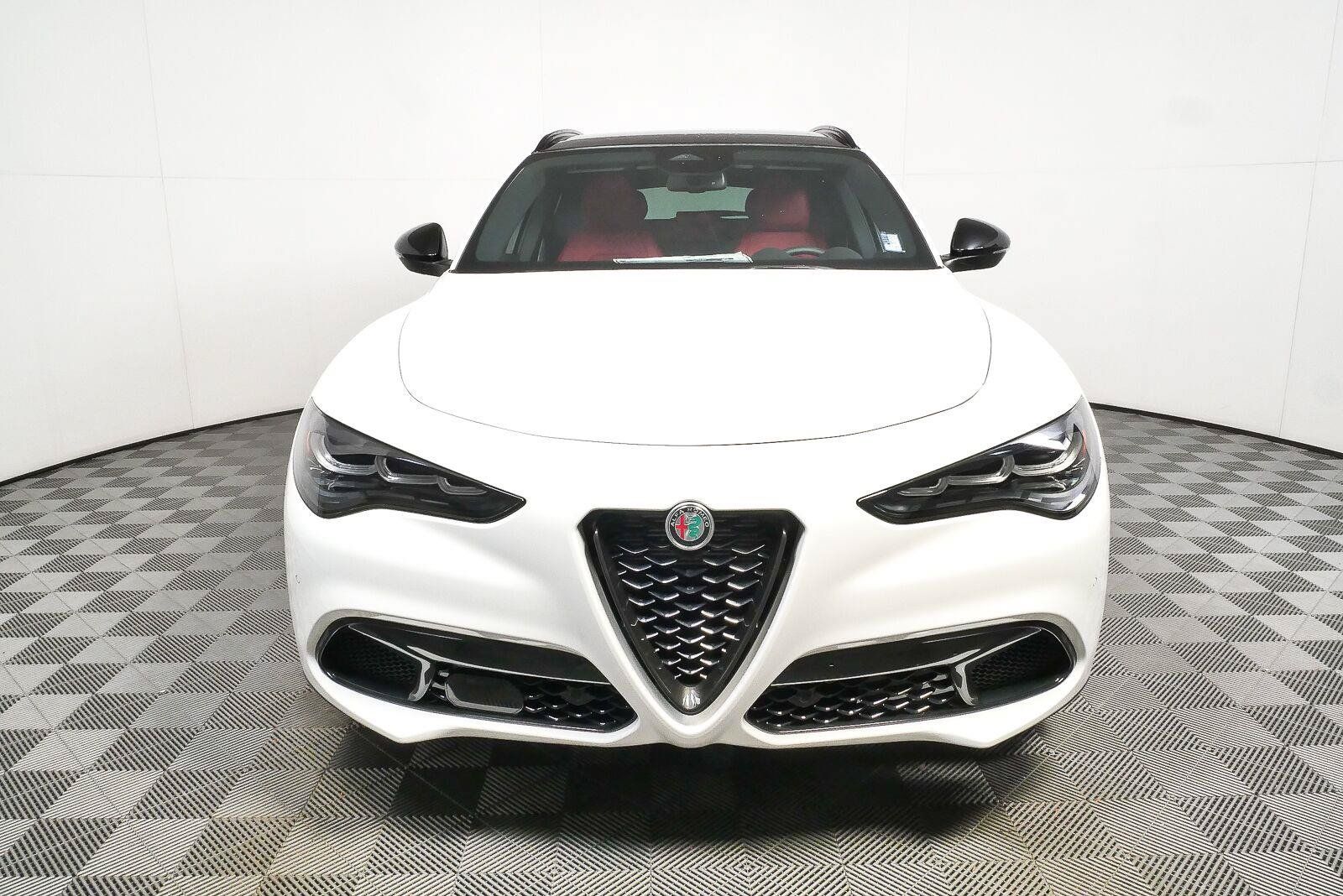 New 2026 Alfa Romeo Stelvio Sprint AWD/4WD image 36