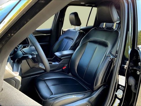 Used 2024 Jeep Grand Cherokee Limited image 20