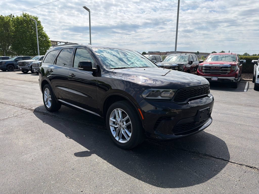 Used 2024 Dodge Durango GT AWD/4WD image 3