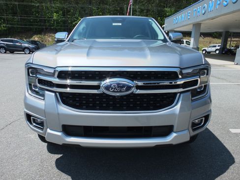 Used 2024 Ford Ranger Lariat w/ Advanced Towing Package RWD image 8
