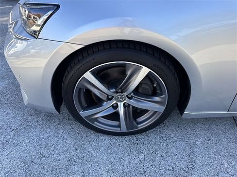 Used 2019 Lexus IS 300 300 w/ Premium Package image 10