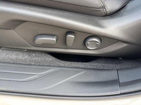 New 2026 Subaru Outback Limited AWD/4WD image 25