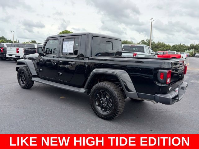 Used 2025 Jeep Gladiator Sport AWD/4WD image 4