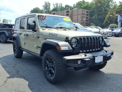 Certified 2022 Jeep Wrangler Unlimited Sport AWD/4WD image 3