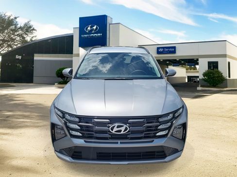 Used 2025 Hyundai Tucson SEL FWD image 2