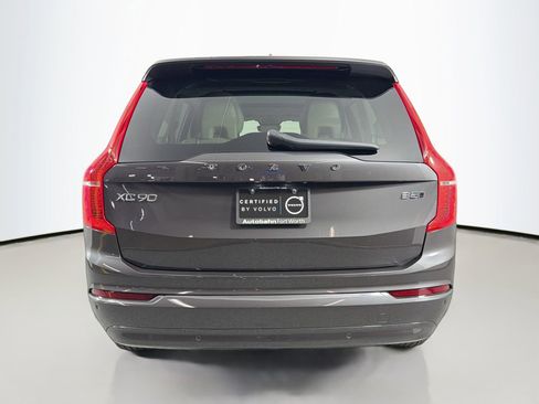 Used 2023 Volvo XC90 B5 Core image 7