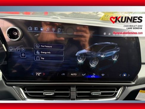 New 2026 Chevrolet Equinox EV LT w/ LPO, All-Weather Mat Package image 37