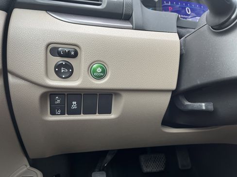 Used 2021 Honda Pilot EX image 22