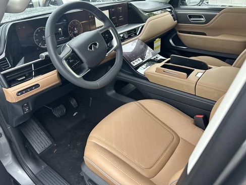 New 2026 INFINITI QX80 Luxe RWD image 13