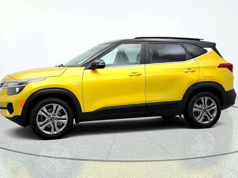 Used 2023 Kia Seltos S w/ Navigation Package AWD/4WD image 8