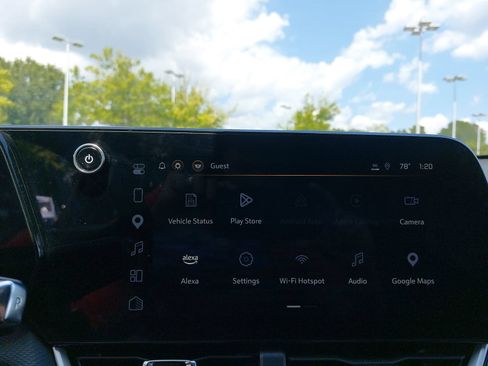 Used 2025 Chevrolet Equinox LT w/ Safety and Technology Package FWD image 21